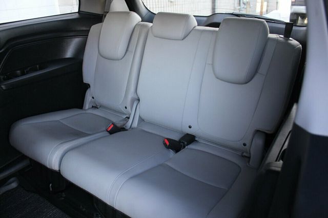 2018 Honda Odyssey EXL W/ DVD PLAYER, RES, NAVIGATION LEATHER, MOONROOF - 22934682 - 30