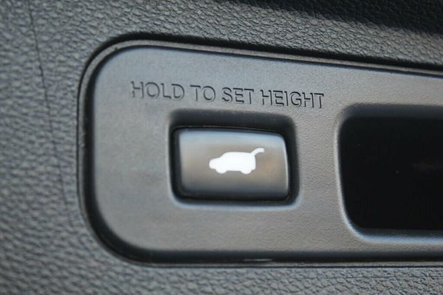 2018 Honda Odyssey EXL W/ DVD PLAYER, RES, NAVIGATION LEATHER, MOONROOF - 22934682 - 33