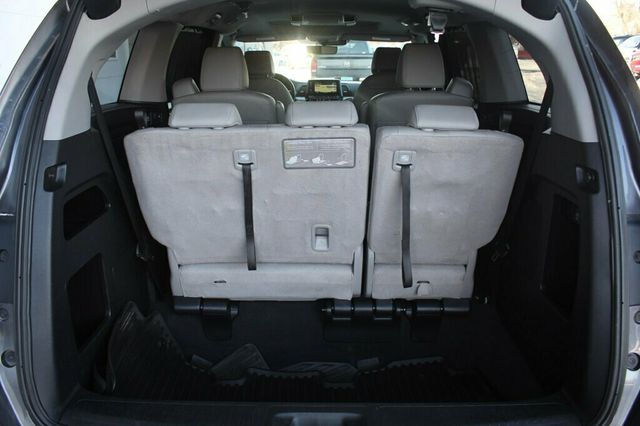 2018 Honda Odyssey EXL W/ DVD PLAYER, RES, NAVIGATION LEATHER, MOONROOF - 22934682 - 34