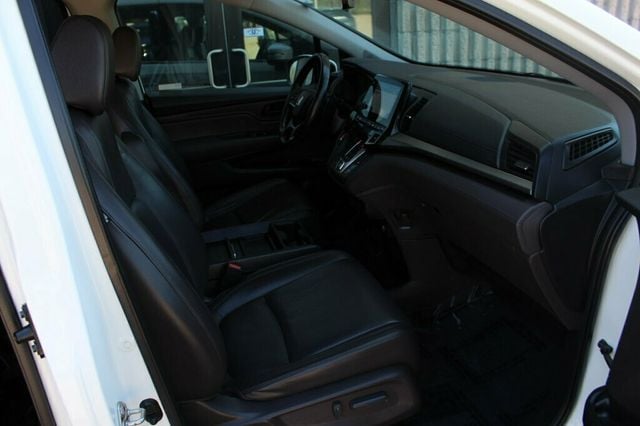 2018 Honda Odyssey EXL W/  MOONROOF, HEATED LEATHER SEATS,NEW GENERAL ALTIMAX TIRES - 23018156 - 7