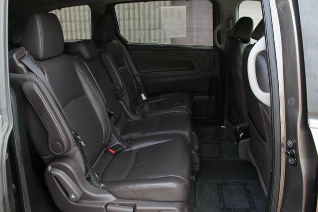 2018 Honda Odyssey ONE OWNER EXL W/ LEATHER, MOONROOF - 23040269 - 9