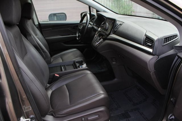 2018 Honda Odyssey ONE OWNER EXL W/ LEATHER, MOONROOF - 23040269 - 7
