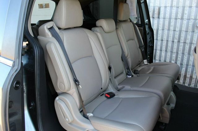 2018 Honda Odyssey ONE OWNER TOURING W/ DVD, ENTERTAINMENT,NAVIGATION, MOONROOF - 22996427 - 11