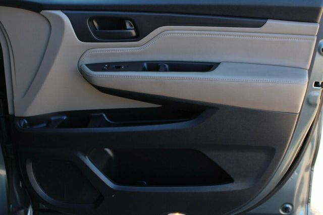 2018 Honda Odyssey ONE OWNER TOURING W/ DVD, ENTERTAINMENT,NAVIGATION, MOONROOF - 22996427 - 5