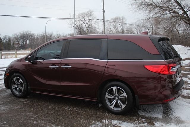 2018 Honda Odyssey Touring photo 24