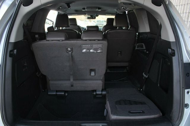 2018 Honda Odyssey ONE OWNER TOURING W/ RES-DVD, NAVIGATION, PWR MOONROOF - 22947055 - 34