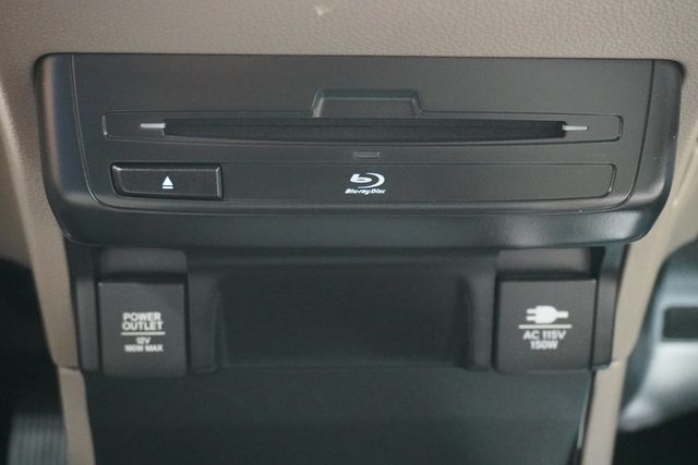 2018 Honda Odyssey Touring Automatic - 22950884 - 23
