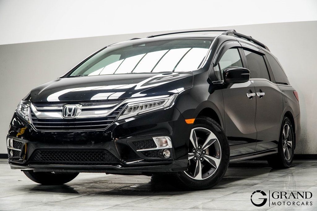 Used 2018 Honda Odyssey Touring with VIN 5FNRL6H89JB065220 for sale in Kennesaw, GA