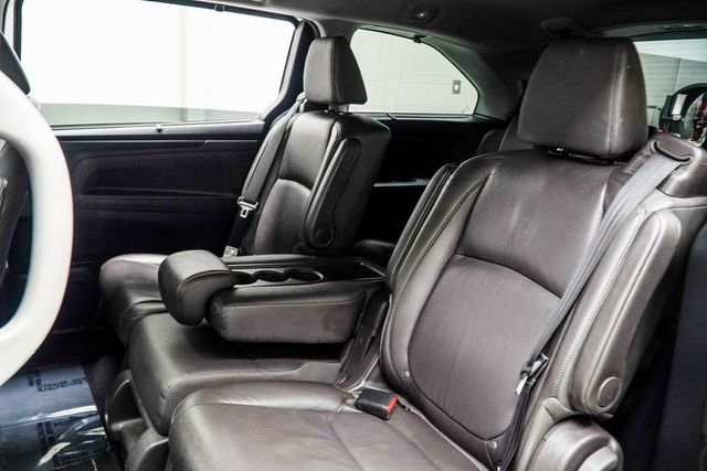 2018 Honda Odyssey Touring Automatic - 22937716 - 37