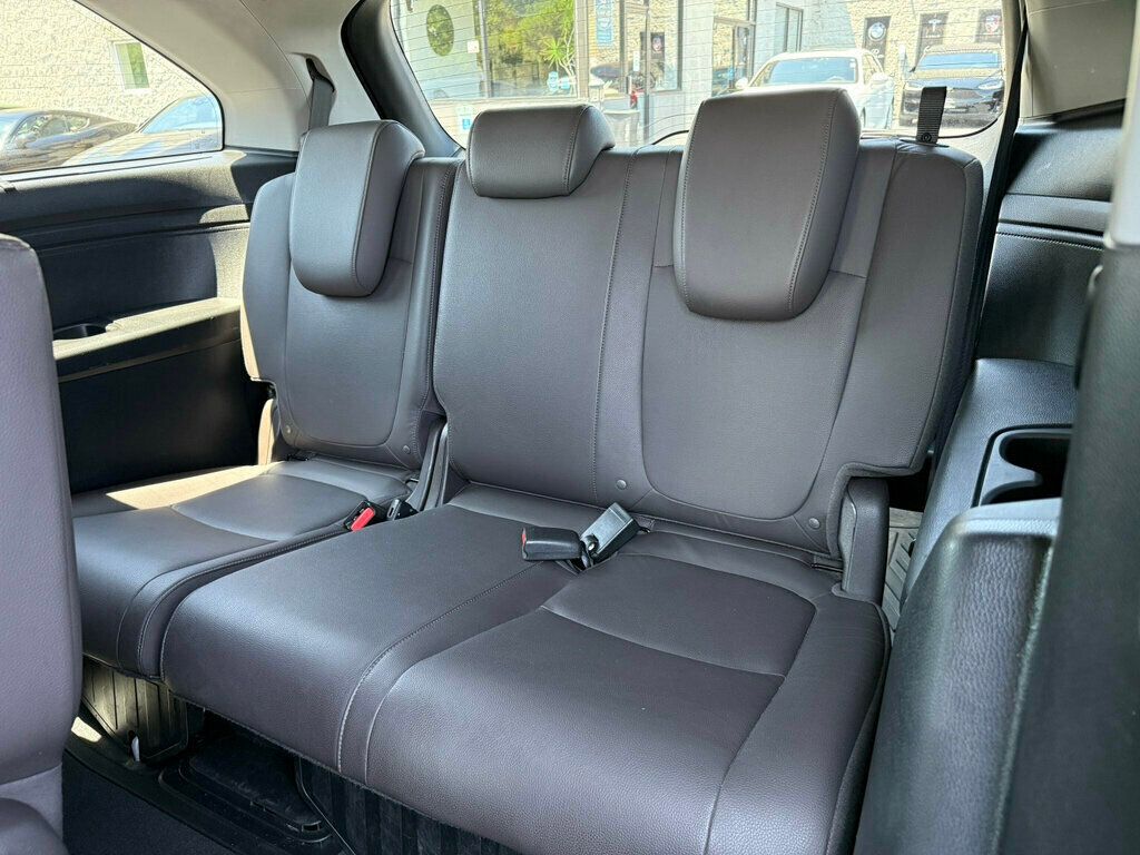 2018 Honda Odyssey Touring Automatic - 23040057 - 22