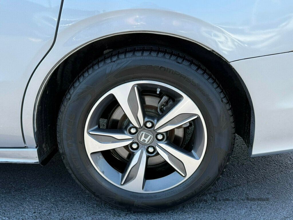 2018 Honda Odyssey Touring Automatic - 23040057 - 40
