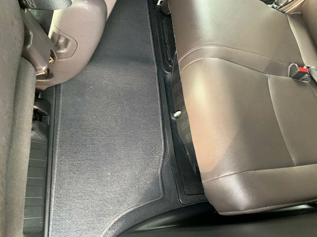 2018 Honda Odyssey Touring Automatic TV/DVD - 22946179 - 35