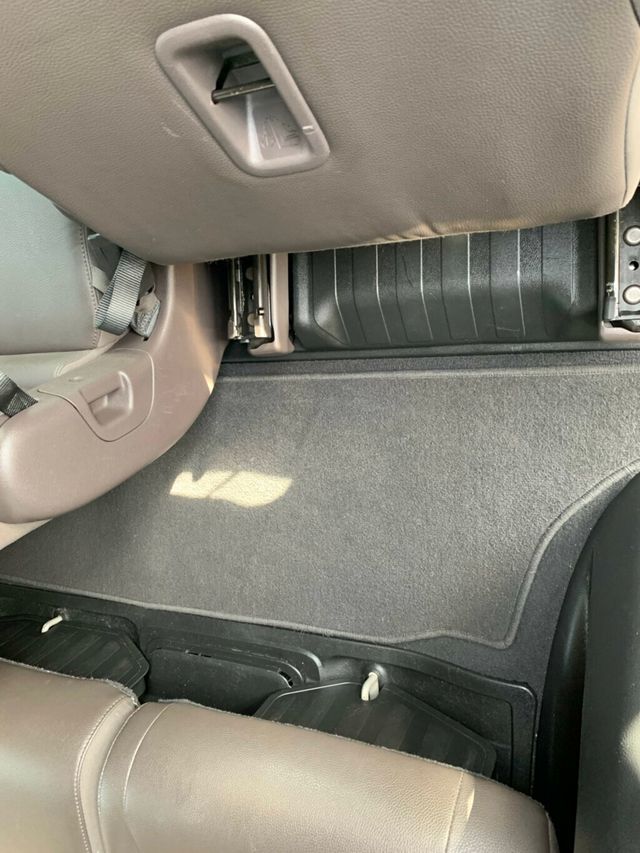 2018 Honda Odyssey Touring Automatic TV/DVD - 22946179 - 41