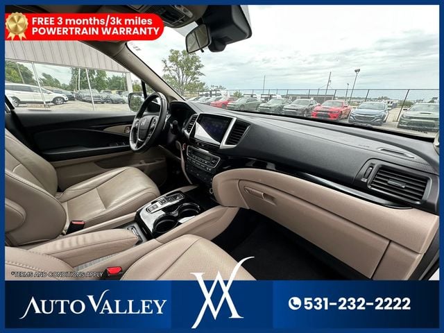 2018 Honda Pilot Elite Sport Utility 4D - 23041546 - 19