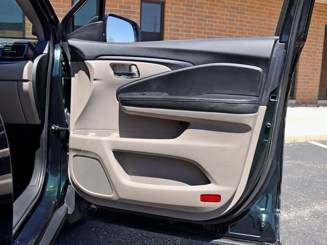 2018 Honda Pilot EX AWD - 23025803 - 27