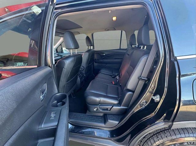 2018 Honda Pilot EX-L AWD - 22942564 - 11