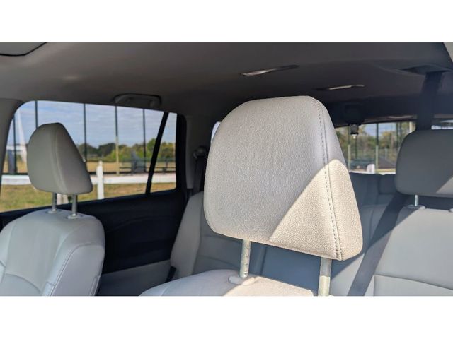 2018 Honda Pilot EX-L AWD - 22923697 - 13