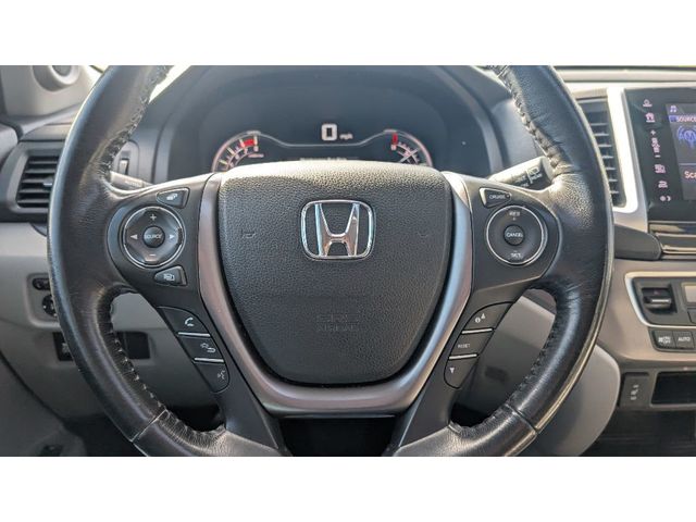 2018 Honda Pilot EX-L AWD - 22923697 - 18