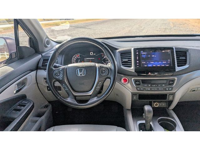 2018 Honda Pilot EX-L AWD - 22923697 - 25