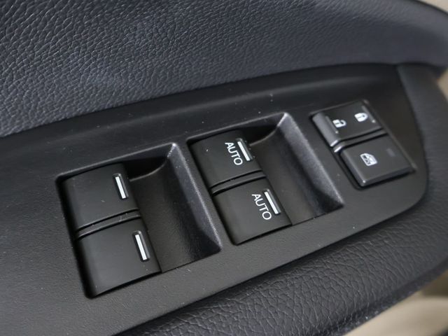 2018 Honda Pilot EX-L AWD - 23012729 - 38