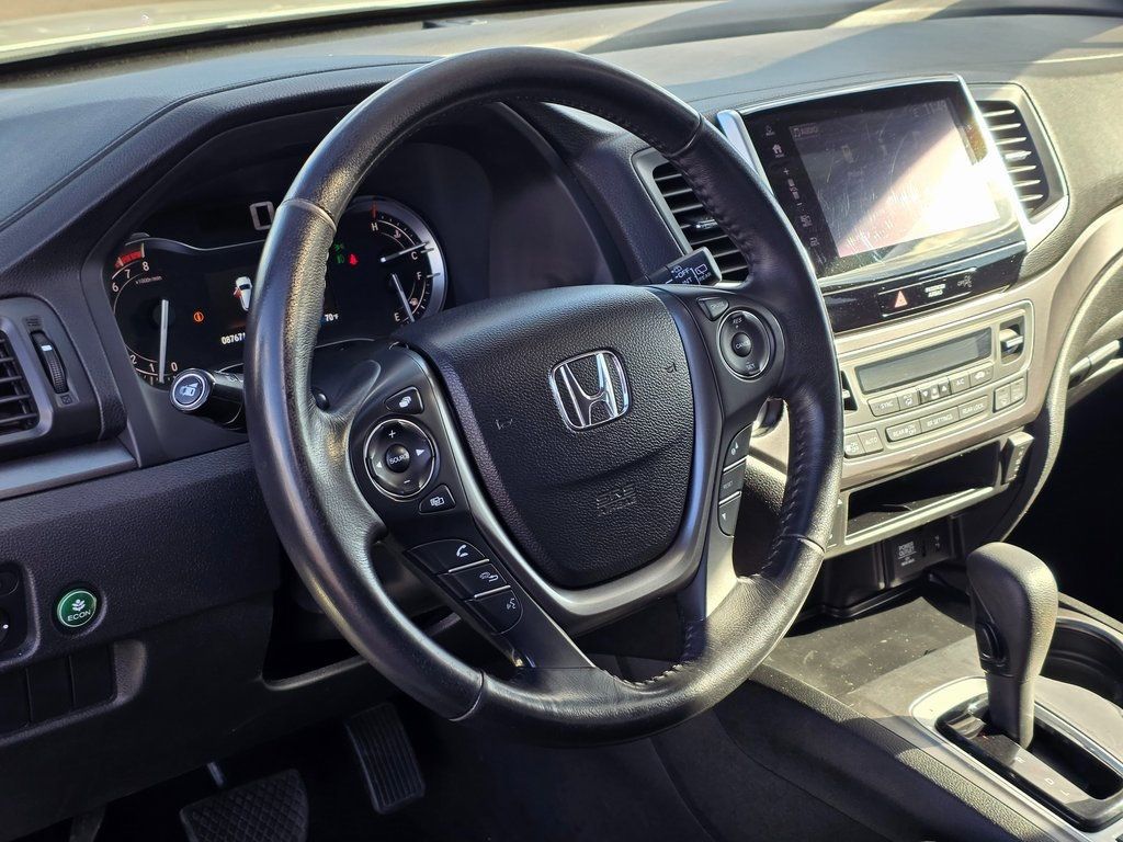 2018 Honda Pilot EX-L AWD - 22935286 - 14