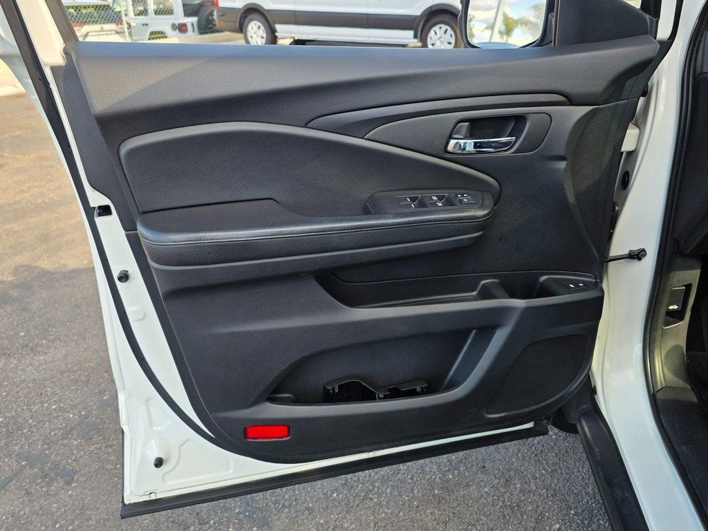 2018 Honda Pilot EX-L AWD - 22935286 - 23