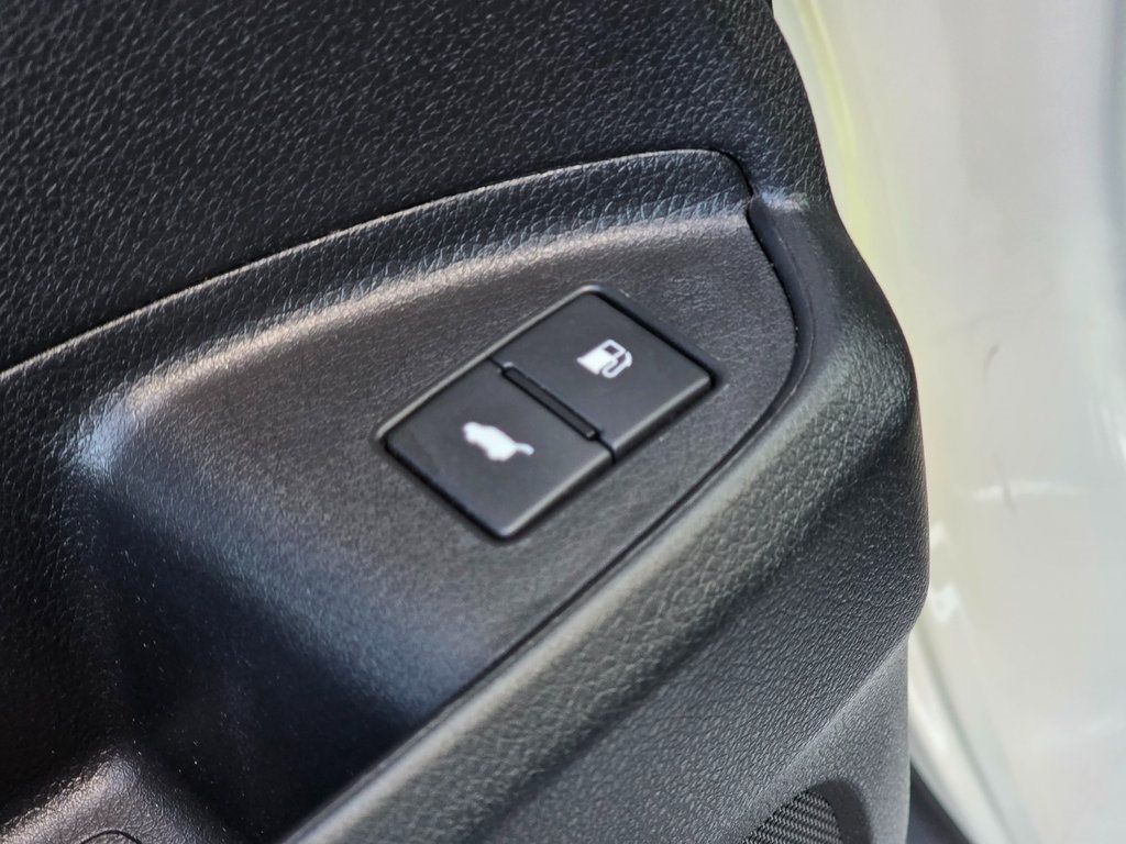 2018 Honda Pilot EX-L AWD - 22935286 - 25