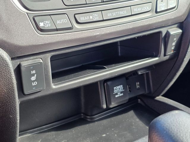 2018 Honda Pilot EX-L AWD - 22935286 - 35