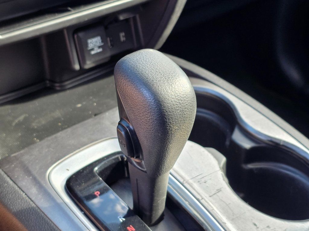 2018 Honda Pilot EX-L AWD - 22935286 - 36