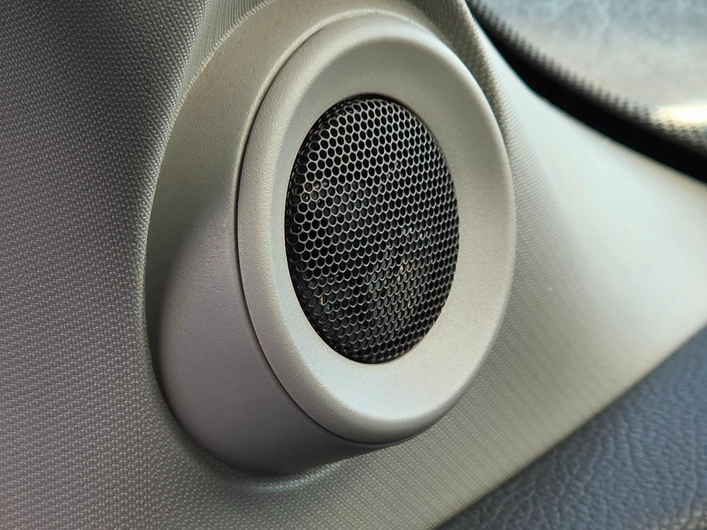 2018 Honda Pilot EX-L AWD - 22935286 - 43