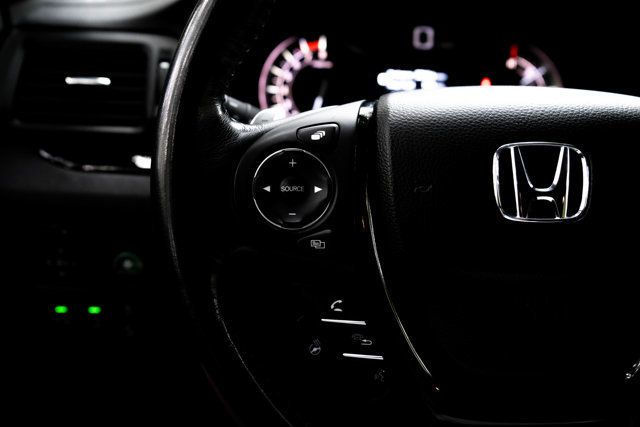 2018 Honda Pilot LocalTrade/Elite/AWD/BlindSpotMonitor/BackupCamera/HeatedSeats/ - 23049099 - 56