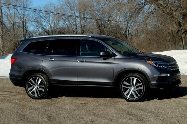2021 Used Honda Passport AWD EXL W/ LEATHER, MOONROOF at Lexdan