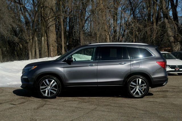 2018 Honda Pilot ONE OWNER AWD ELITE, W/ REAR DVD, NAVIGATION, LEATHER - 22944755 - 19