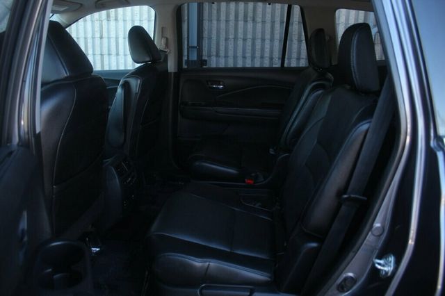 2018 Honda Pilot ONE OWNER AWD ELITE, W/ REAR DVD, NAVIGATION, LEATHER - 22944755 - 28