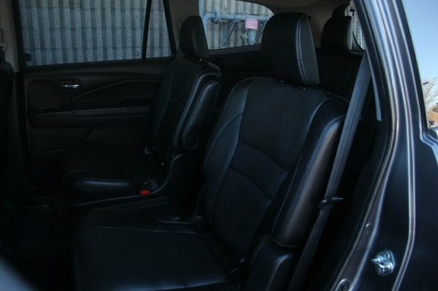 2018 Honda Pilot ONE OWNER AWD ELITE, W/ REAR DVD, NAVIGATION, LEATHER - 22944755 - 29