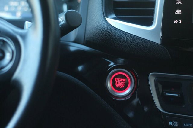 2018 Honda Pilot ONE OWNER AWD ELITE, W/ REAR DVD, NAVIGATION, LEATHER - 22944755 - 32