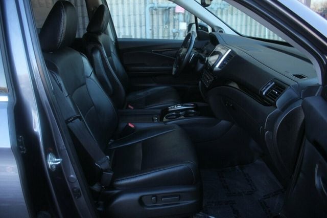 2018 Honda Pilot ONE OWNER AWD ELITE, W/ REAR DVD, NAVIGATION, LEATHER - 22944755 - 6