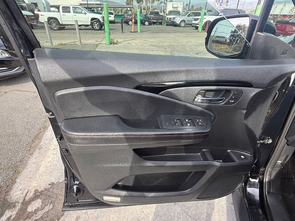 2018 Honda Ridgeline Black Edition AWD - 23006296 - 12