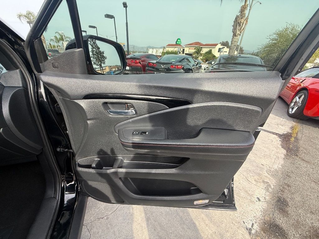 2018 Honda Ridgeline Black Edition AWD - 23006296 - 13