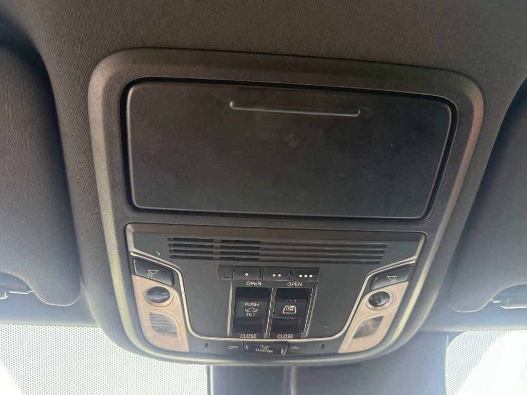 2018 Honda Ridgeline Black Edition AWD - 23006296 - 28