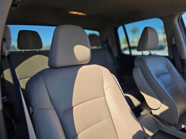 2018 Honda Ridgeline RTL-T 2WD - 22975448 - 5