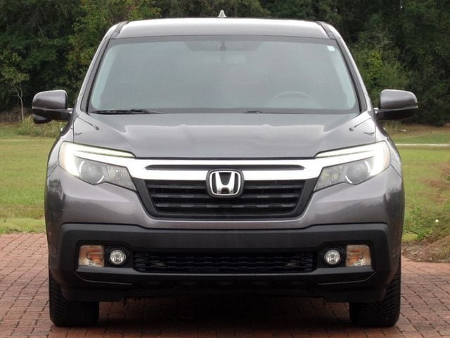 2018 Honda Ridgeline RTL-T photo 3