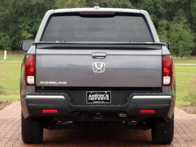 2018 Honda Ridgeline RTL-T photo 4