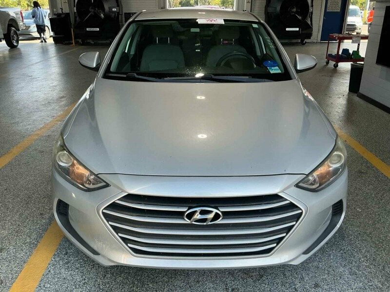 2018 Hyundai Elantra  - 22831299 - 2