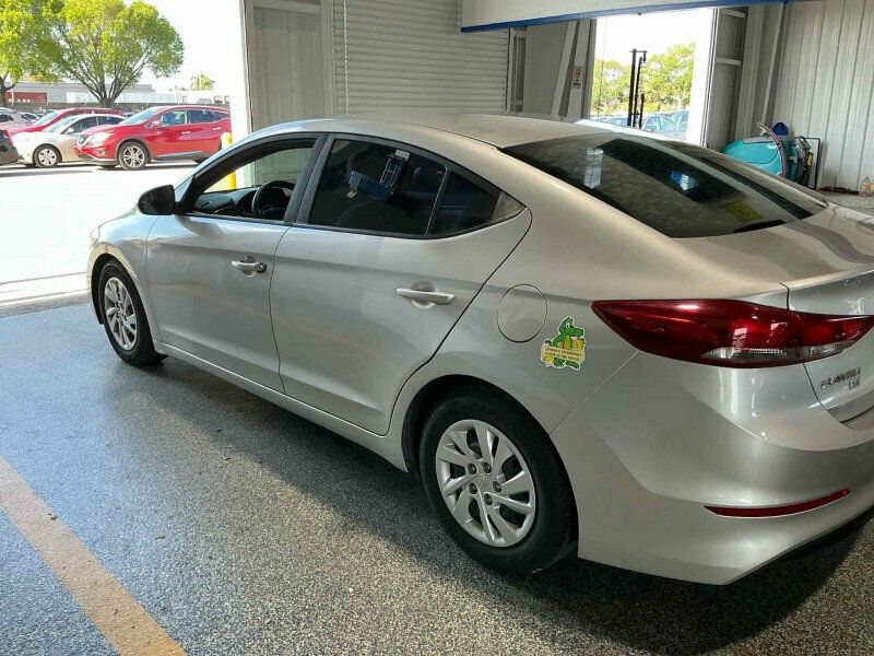 2018 Hyundai Elantra  - 22831299 - 5