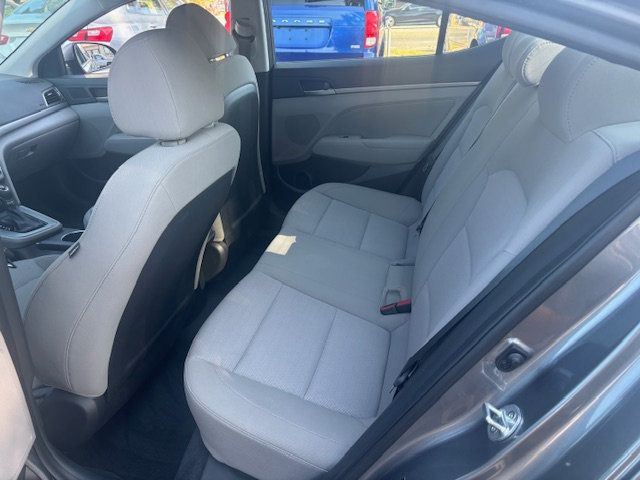 2018 Hyundai Elantra  - 22942647 - 9