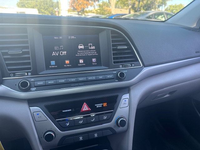 2018 Hyundai Elantra  - 22942647 - 8