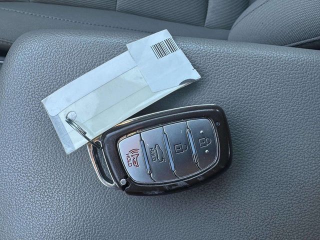 2018 Hyundai Elantra Limited 4dr Sedan - 23002626 - 39