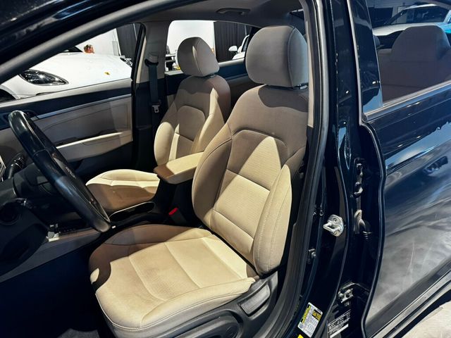 2018 Hyundai Elantra LocalTrade/ValueEdition/LowMiles/MoonRoof/HtdSeats/RearViewCam - 23026835 - 10