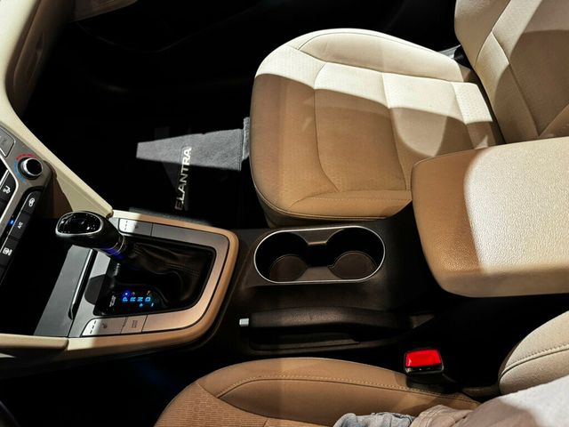 2018 Hyundai Elantra LocalTrade/ValueEdition/LowMiles/MoonRoof/HtdSeats/RearViewCam - 23026835 - 13